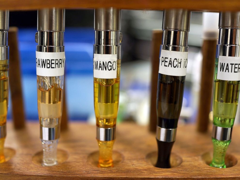 GTY_liquid_nicotine_jef_141212_4x3_992.jpg