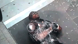 tumblr_o6egcgpq1I1td2i6mo3_250.gif