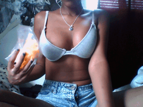 tumblr_ow2yx1I6Si1wzm02ao1_500.gif