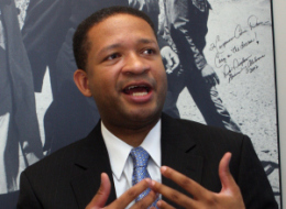 s-ARTUR-DAVIS-large.jpg