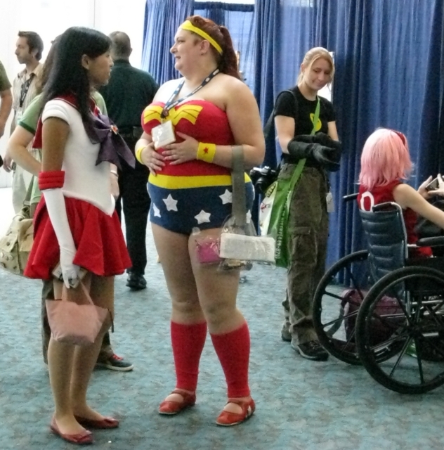 Fat-wonder-woman.jpg