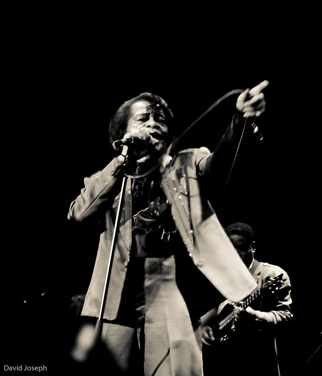 James-Brown-Pointing-with-gtr-behind-1.jpg