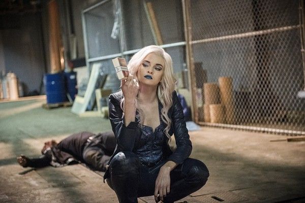 the-flash-danielle-panabaker-killer-frost-earth-2-600x400.jpg