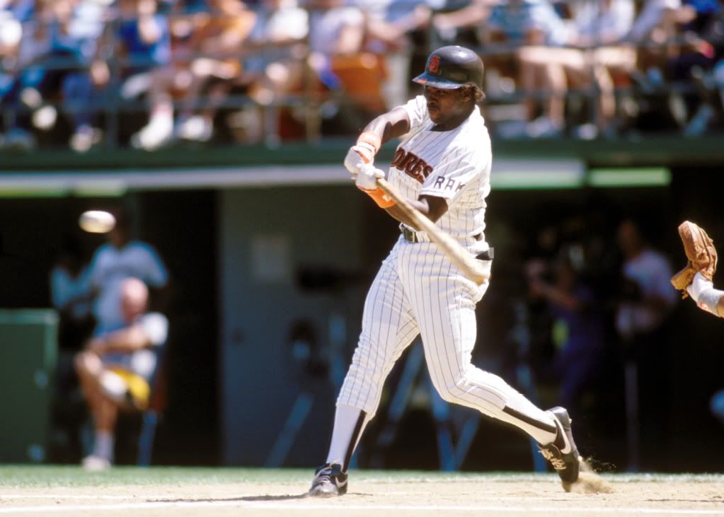 TonyGwynn-b.jpg