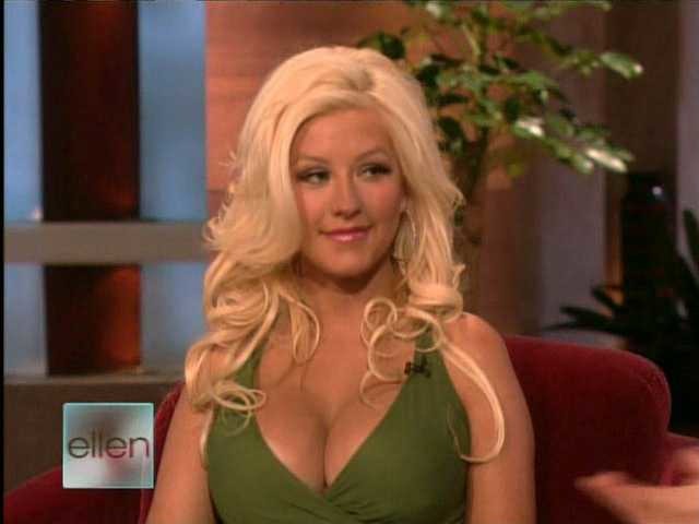 Christina%20Aguilera%20-%20The%20Ellen%20DeGeneres%20Show%20-%203_1.jpg