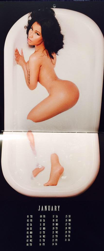Nicki-Minaj-Calendar-2015-Naked-02.jpg