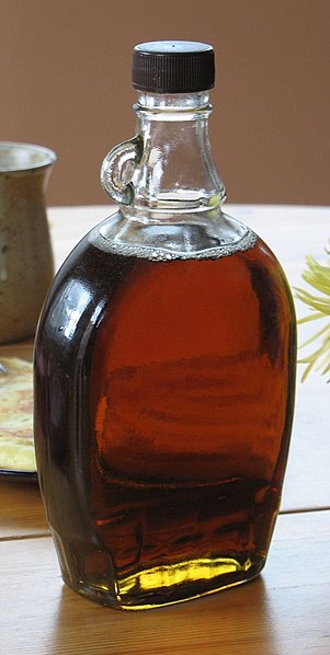 301px-Maple_syrup.jpg