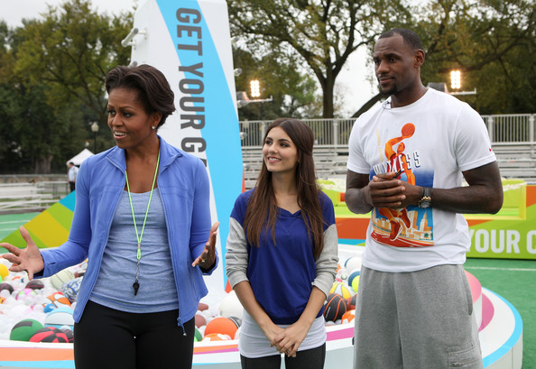 Michelle-Obama-LeBron-James-Nickelodeon-Celebrates-xoZ-PKKVdIul.jpg