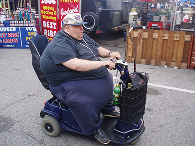 fat_people_on_scooters_171.jpg