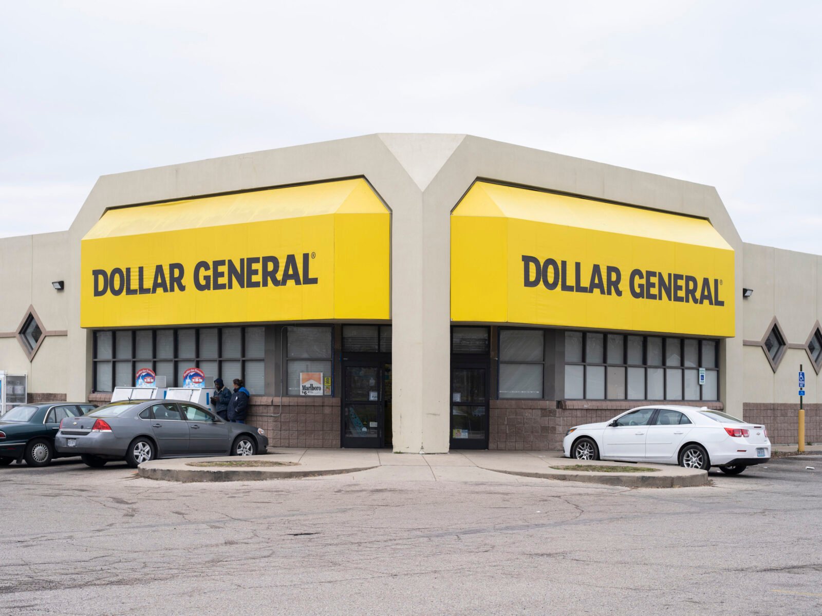 20200629-dollar-general-donald-B.jpg