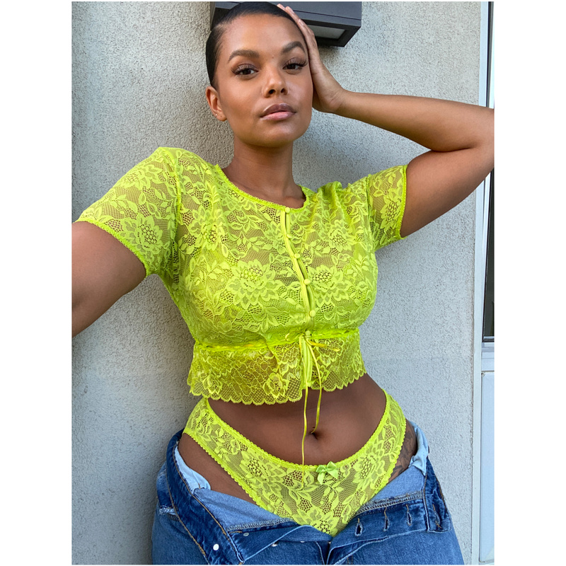 LOVELACE-CROP-TOP-SQ2039902-3106-1-800x800.jpg