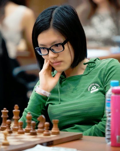 Hou-Yifan-8.jpg