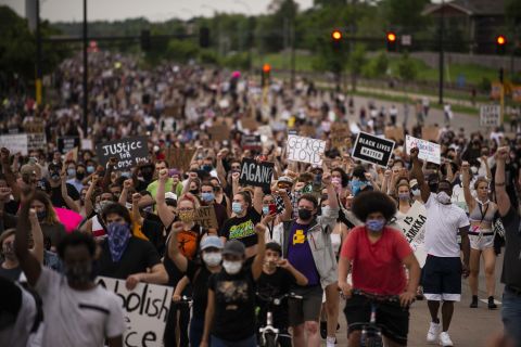 https%3A%2F%2Fcdn.cnn.com%2Fcnnnext%2Fdam%2Fassets%2F200527104052-21-minneapolis-protests-0526.jpg