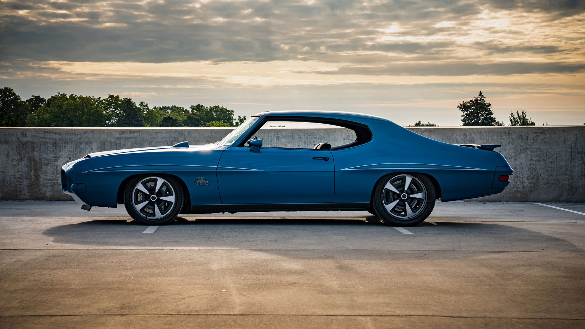 1971-Pontiac-GTO-with-a-supercharged-LSX-V8-03.jpg