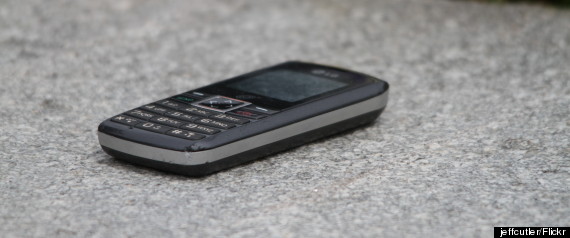 r-BURNER-PHONE-large570.jpg