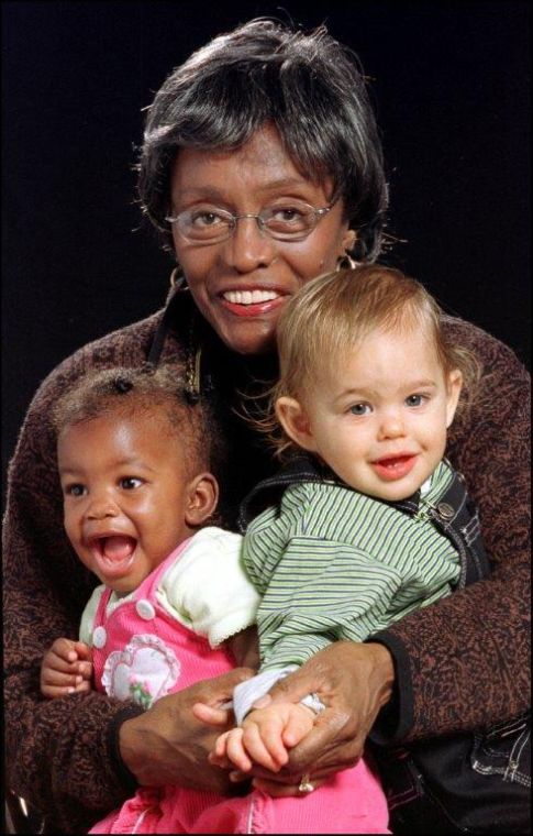 Dr. Lorraine E. Hale, pioneering child development expert and co-founder of Hale House Center, inc., dies in NYC (40531)