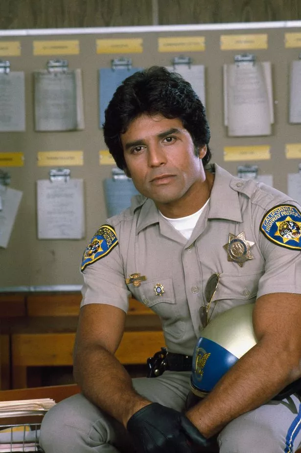Erik-Estrada-as-Officer-Francis-Frank-Lllewellyn-Ponch-Poncherello.jpg