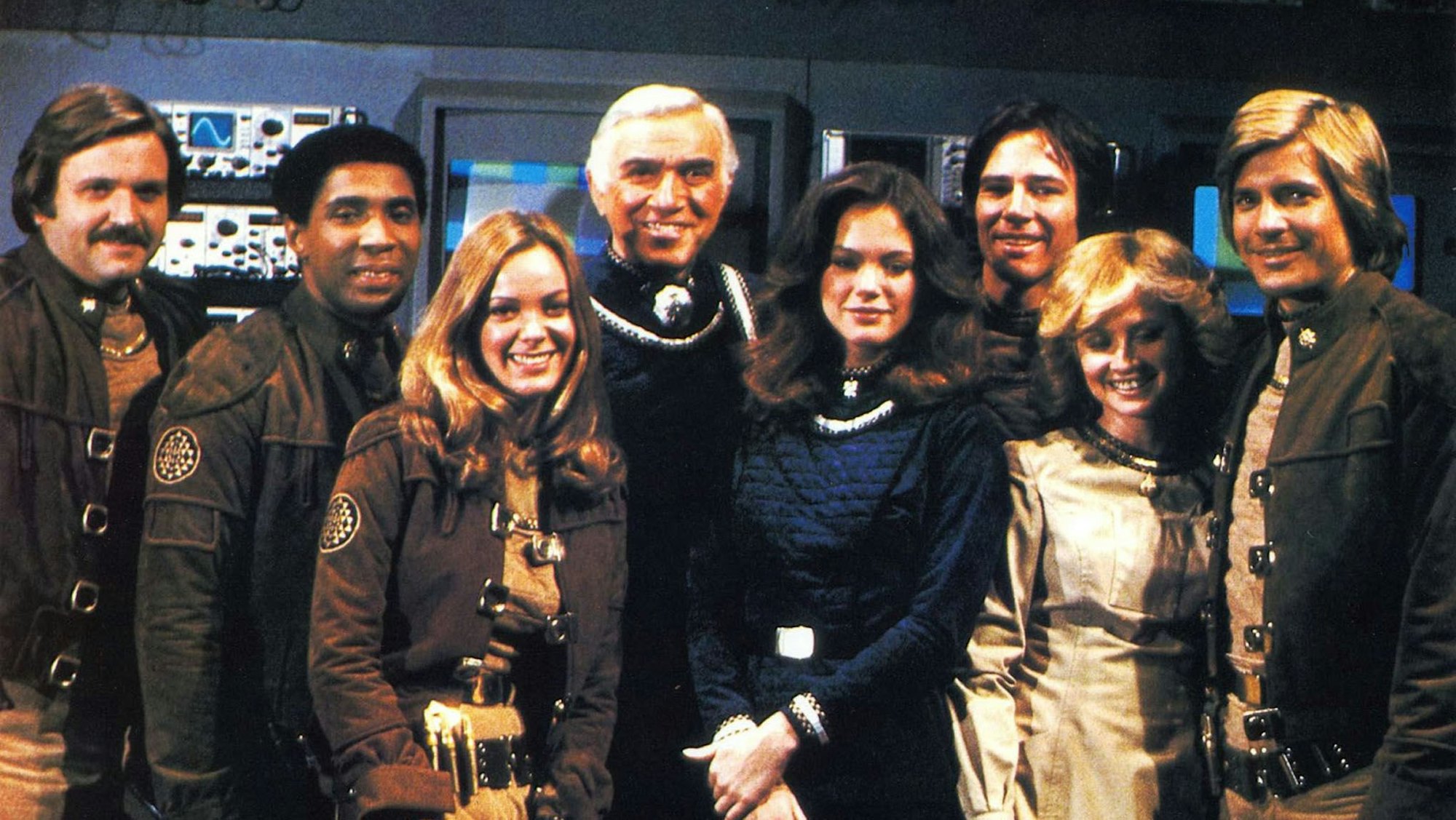 the-cast-in-the-og-battlestar-galactica-in-1978.jpeg