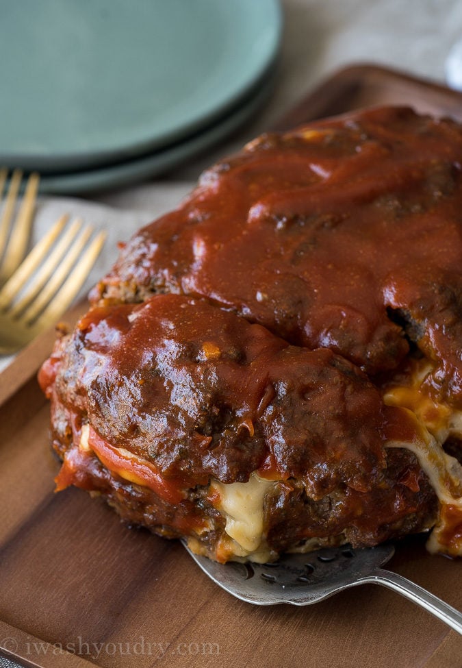 Macaroni-and-Cheese-Stuffed-Meatloaf-6-675x975.jpg