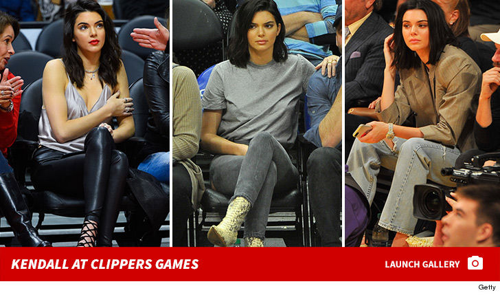 1122-kendall-jenner-clippers-games-photos-footer-3.jpg