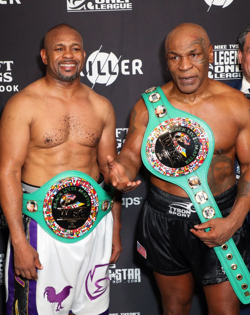 mike-tyson-roy-jones-jr-27.jpg