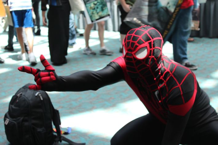 13-miles-morales-cosplay.nocrop.w710.h2147483647.jpg