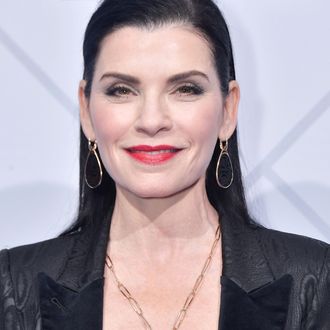 08-julianna-margulies.w330.h330.jpg