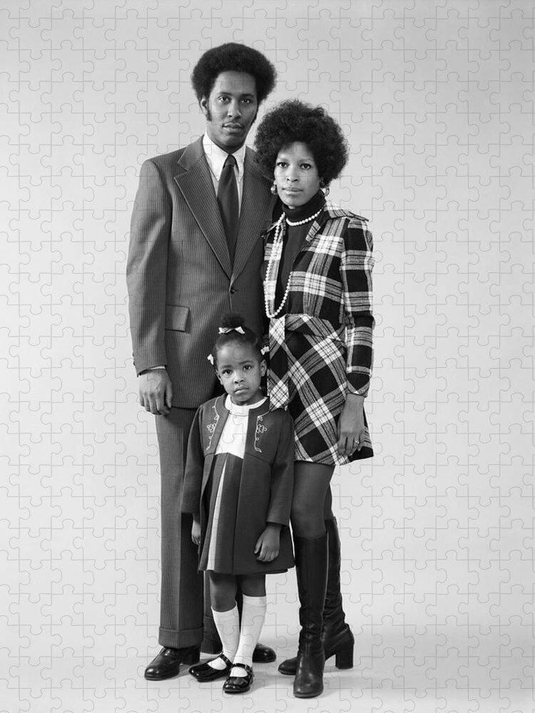 1-african-american-family-portrait-h-armstrong-robertsclassicstock.jpg