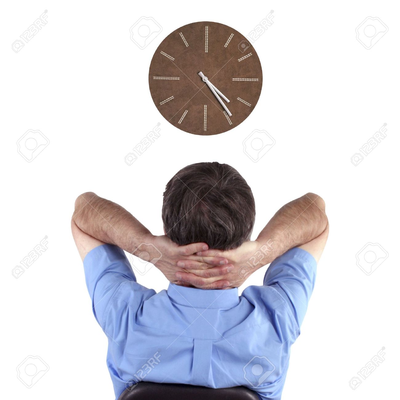 Office-worker-watches-clock.jpg