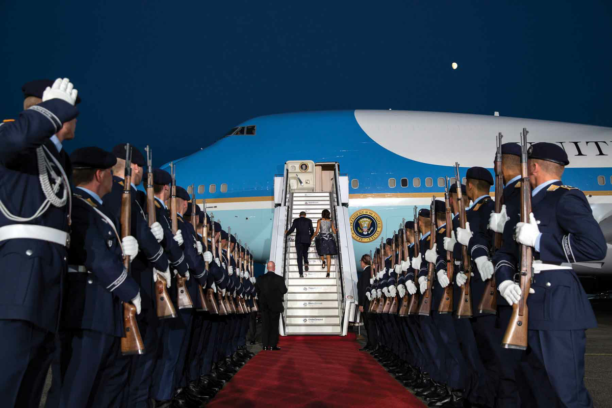 Obama_Departs.png