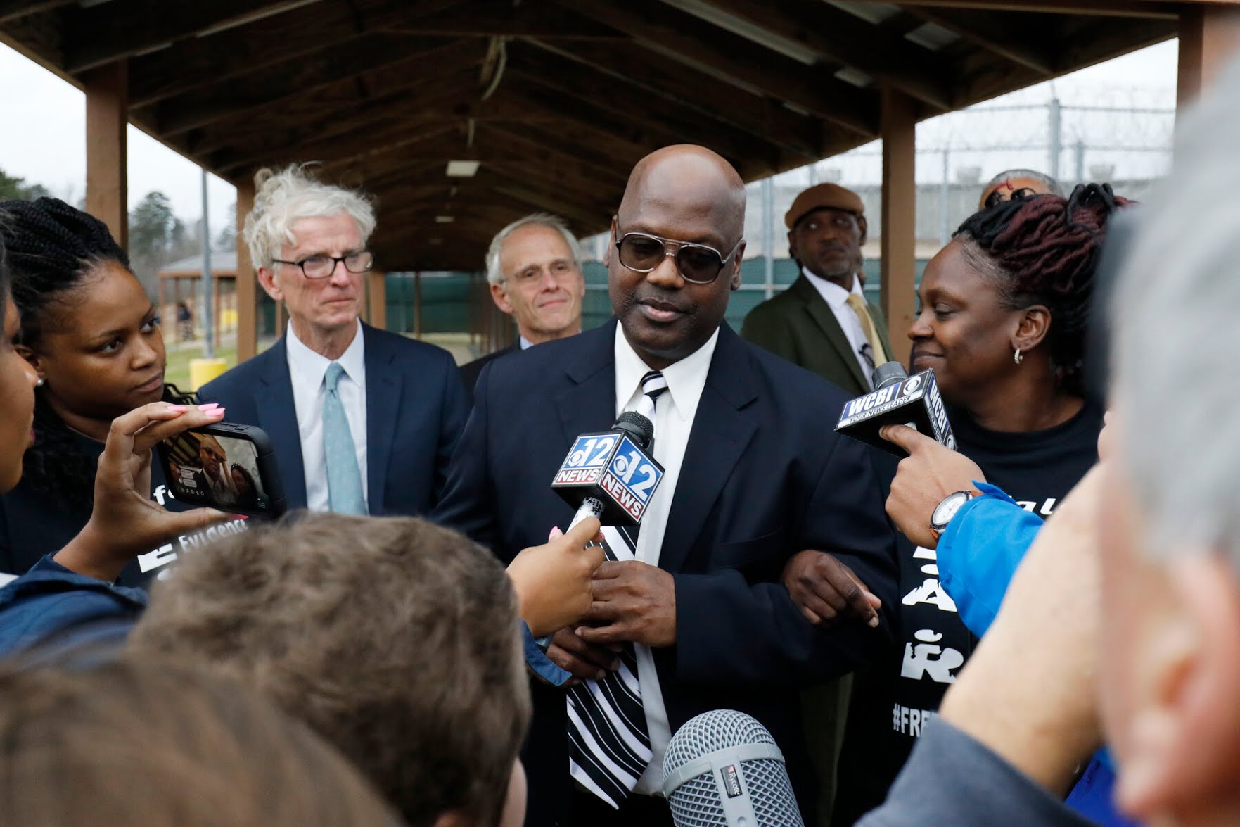 Curtis Flowers, center, as he exited the Winston-Choctaw Regional Correctional Facility in Louisville, Miss., in 2019.