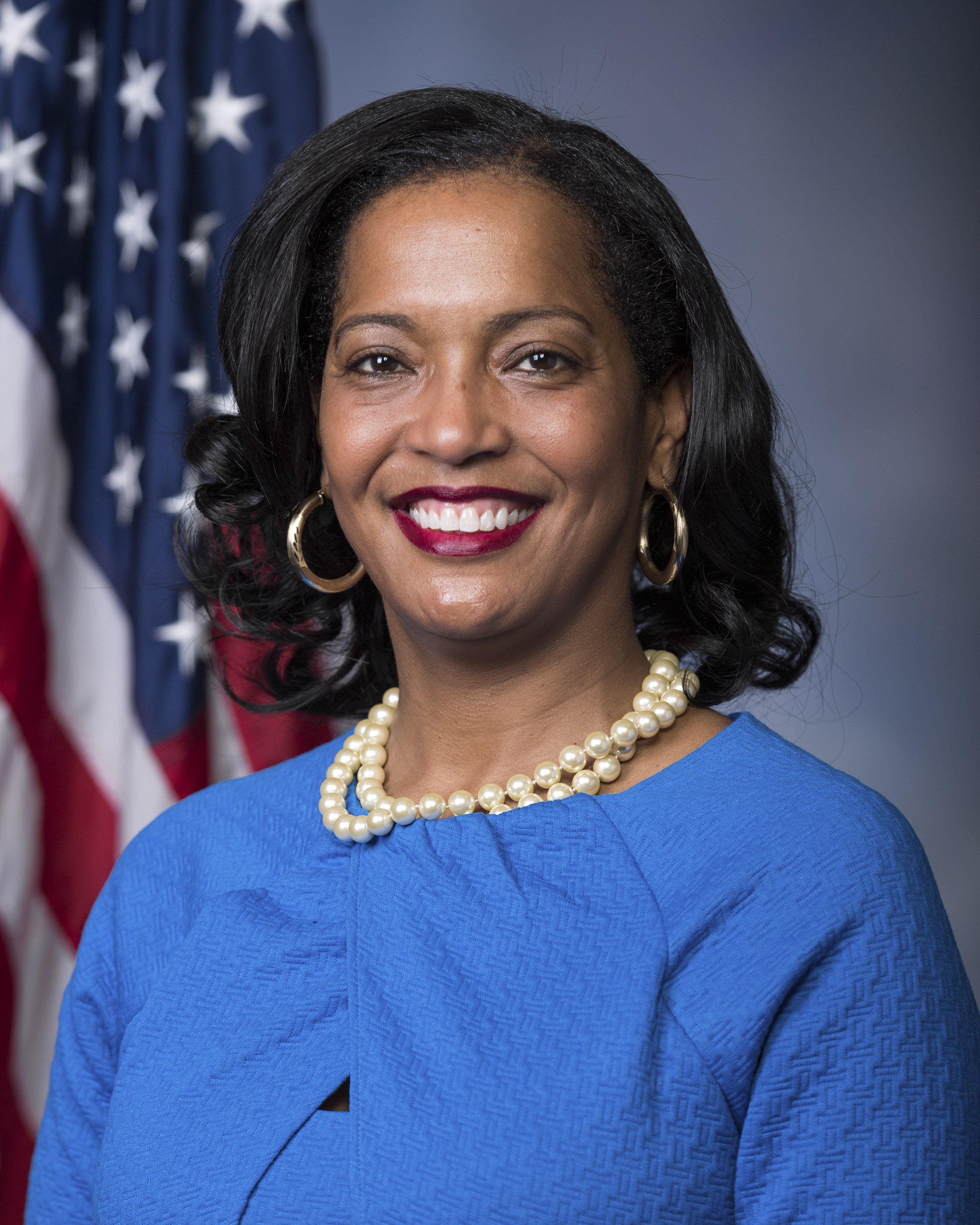 Jahana_Hayes%2C_official_portrait%2C_116th_Congress.jpg