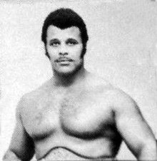 220px-Rocky_Johnson_-_29_december_1975_-_WRESTLING_PROGRAM_NORTH_SIDE_COLISEUM_%28cropped%29.jpg