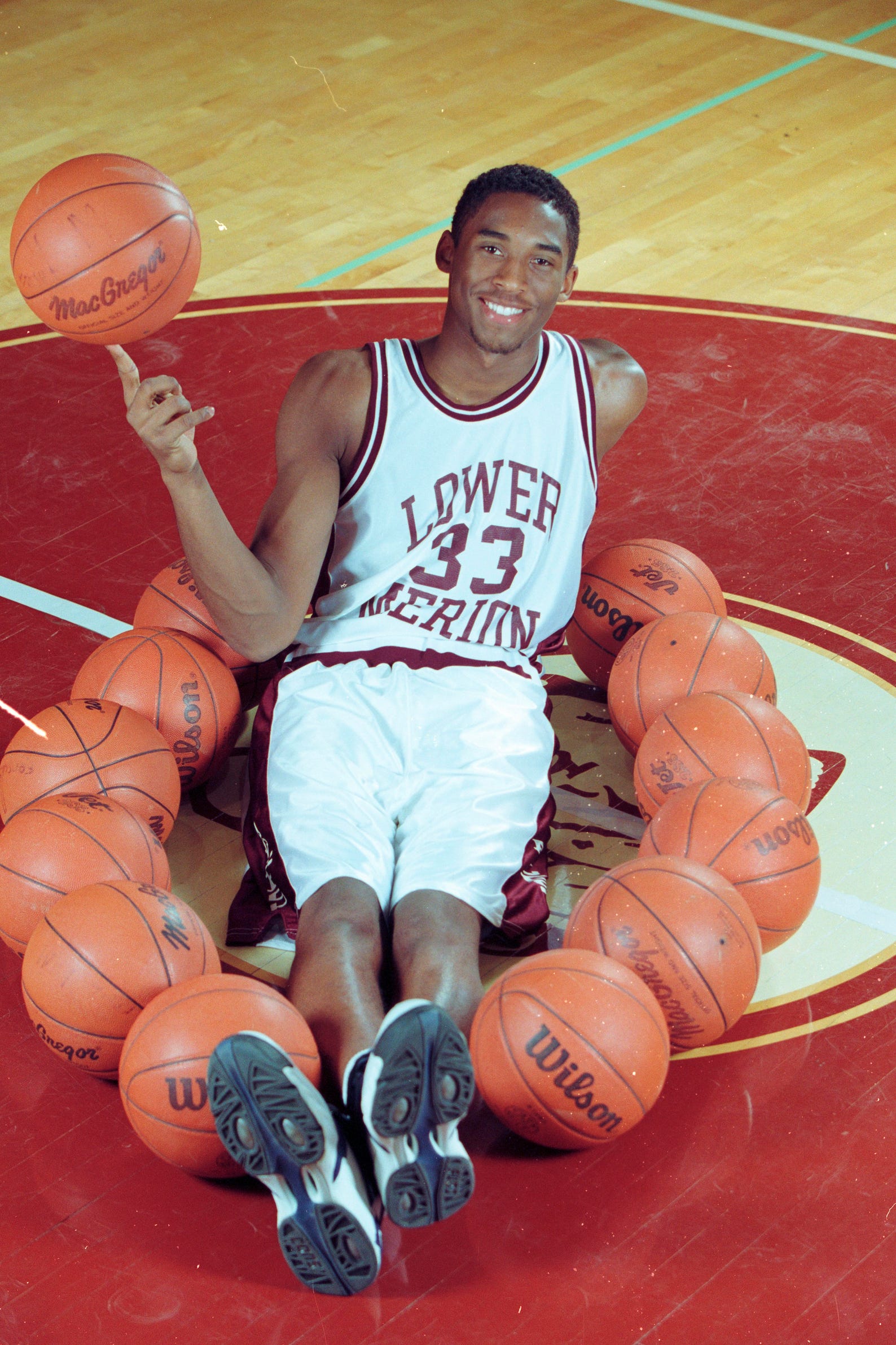 764e1dfc-be8d-4c48-8f8e-885da34833dc-Kobe_Bryant_Lower_Merion_High_School_001.JPG