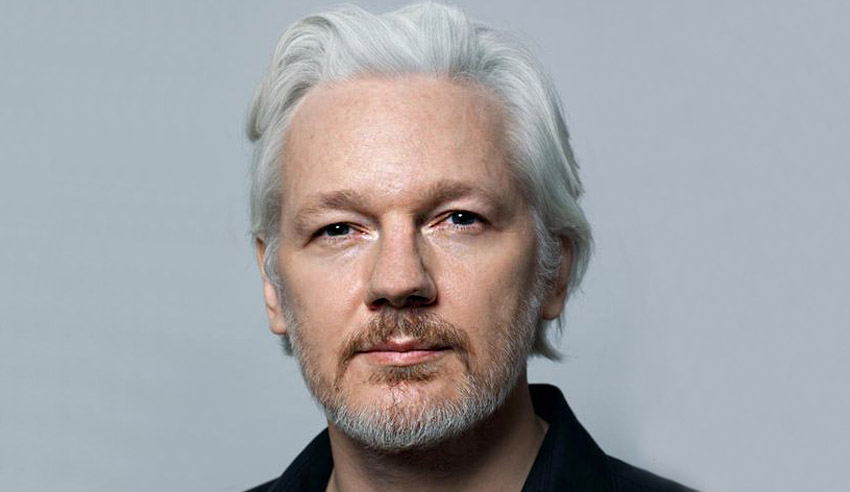 Julian-Assange-lw.jpg