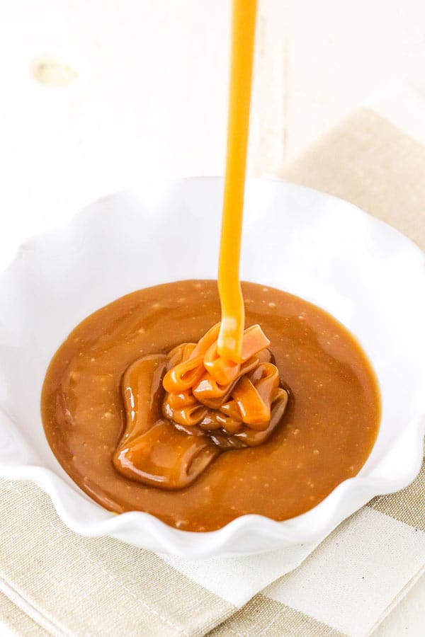 Salted-Caramel-Sauce4.jpg