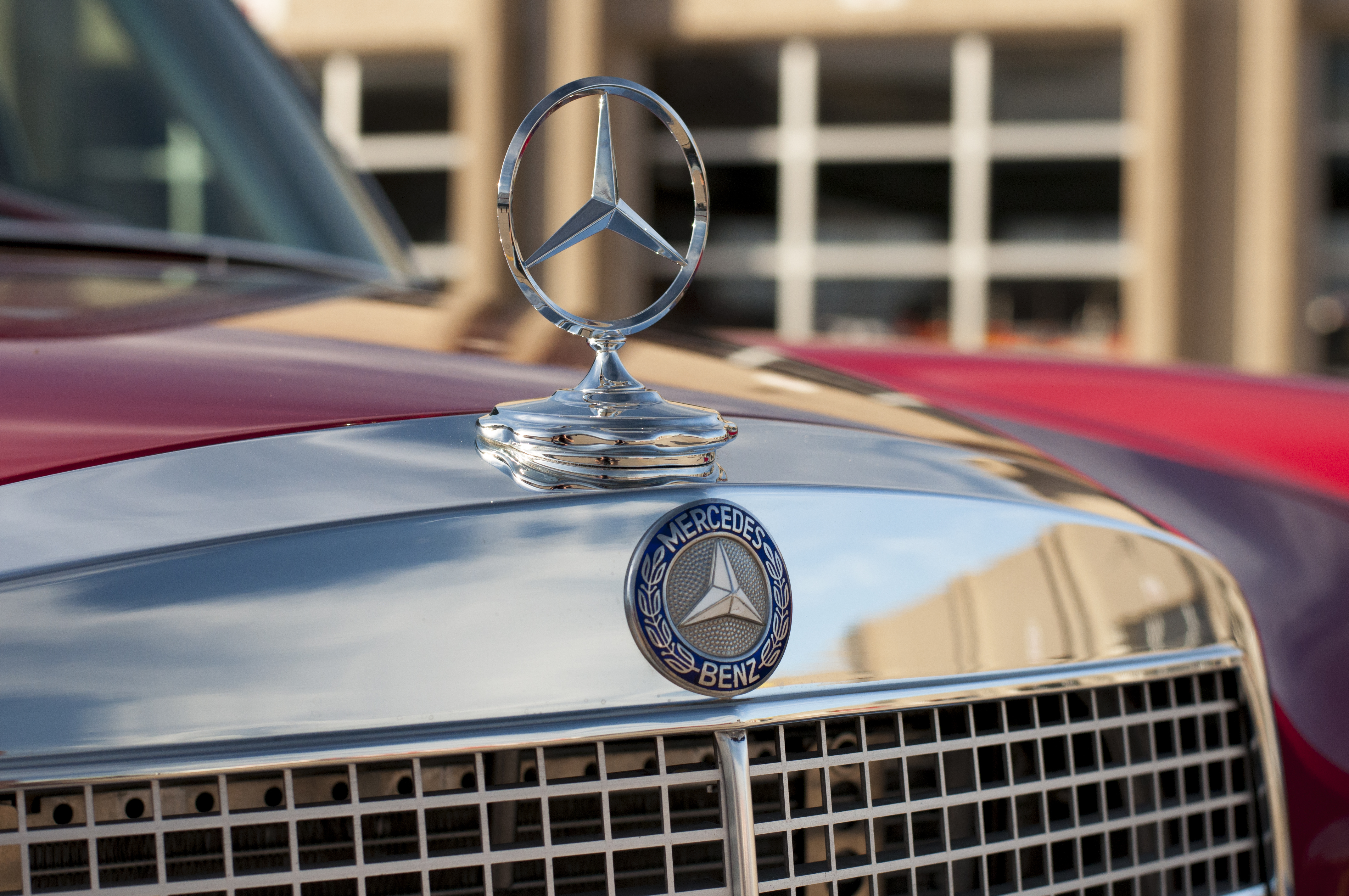 the-red-pig-josh-stahls-ls-powered-1969-mercedes-benz-280sel-2019-04-19_17-12-49_794062.jpg